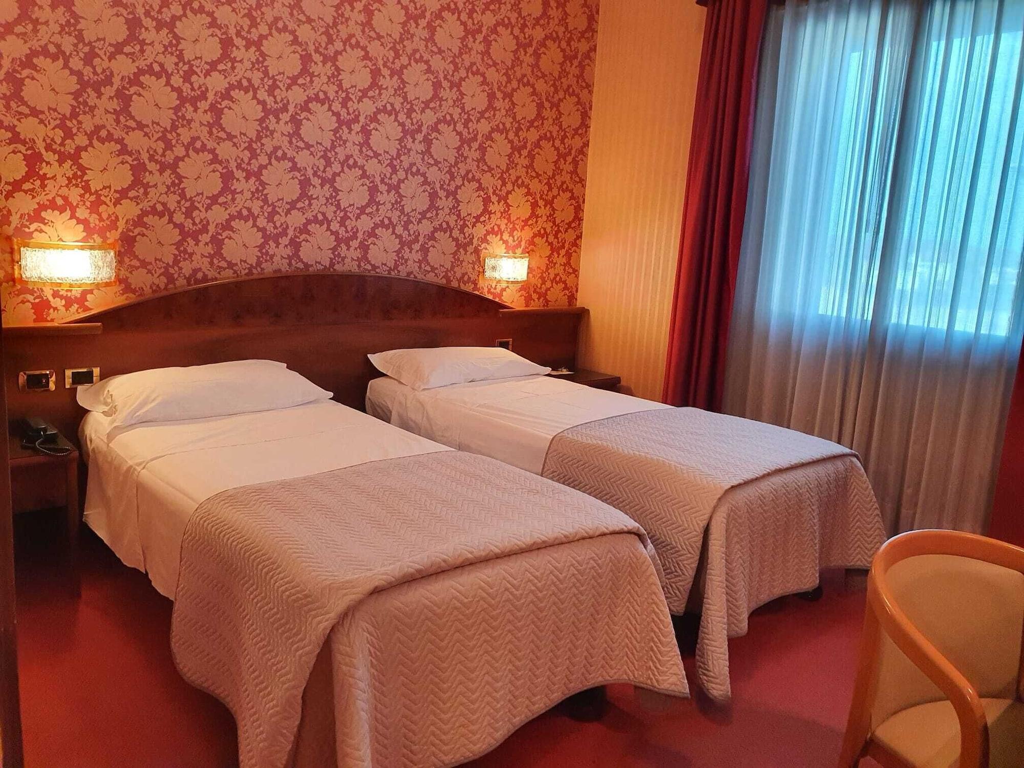 Hotel Poppi Mira Ngoại thất bức ảnh